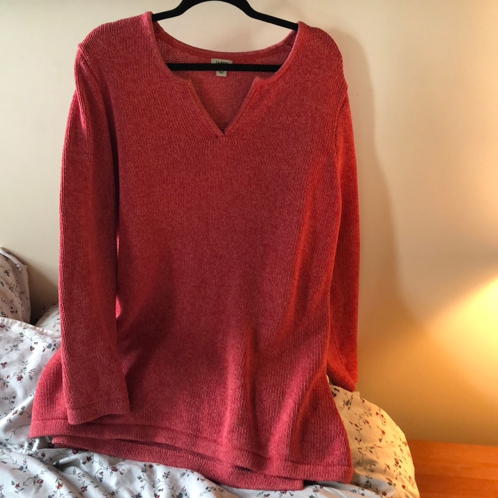 LL Bean red sweater, talk about cooooozzzzyyy 😴